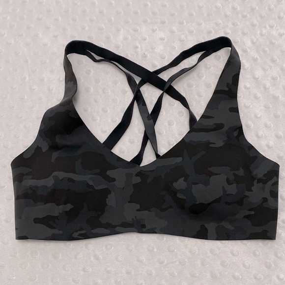 Lululemon Enlite Bra (size 6) - Picture 1 of 6